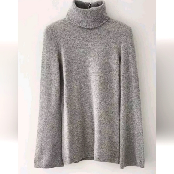Saks Fifth Avenue Women's Gray 100% Cashmere Flare Sleeve Turtleneck Sweater! XS - Picture 3 of 6